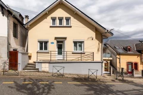 Maison Centre Ville + Garage Argelès-Gazost Dış mekan fotoğraf